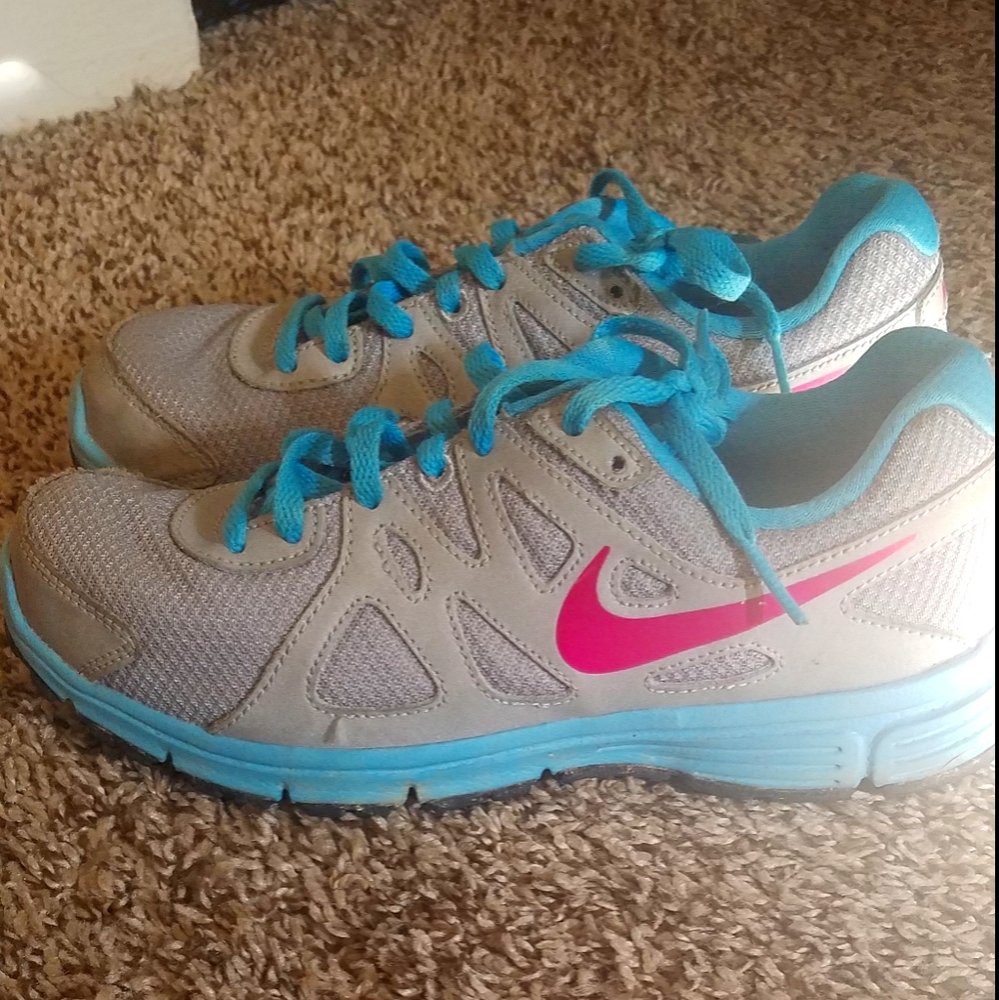 NIKE Revolution 2 sneakers